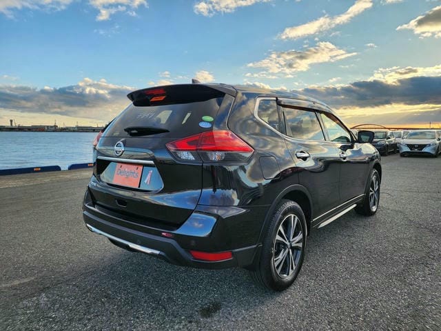 NISSAN X-TRAIL 20XI